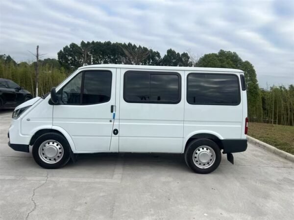 Teshun 2019 2.8T commercial short-axle low-top 6-seater National VI JX493 - Image 2