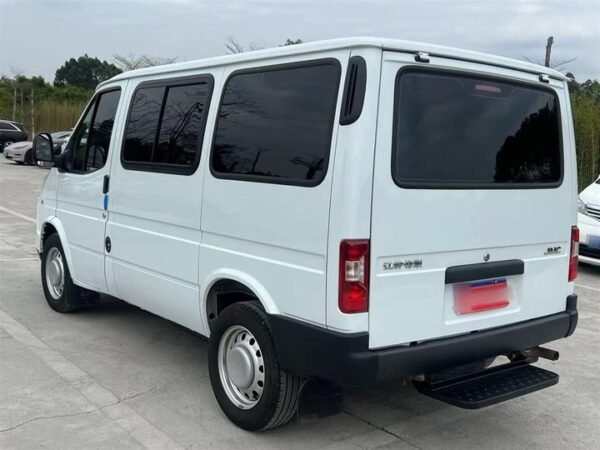 Teshun 2019 2.8T commercial short-axle low-top 6-seater National VI JX493 - Image 3
