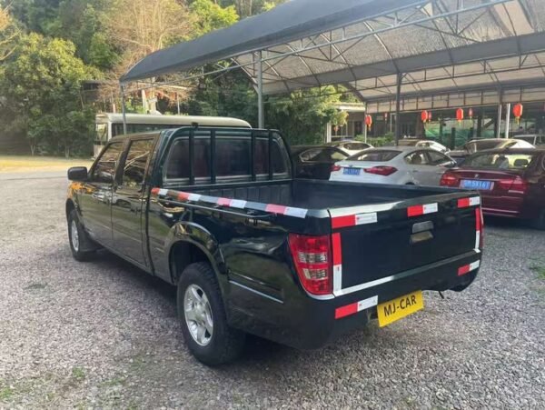 Baodian 2016 2.8T New Value Diesel Two-wheel Drive Extended Cargo Basic Model JX493ZLQ4F - Image 3