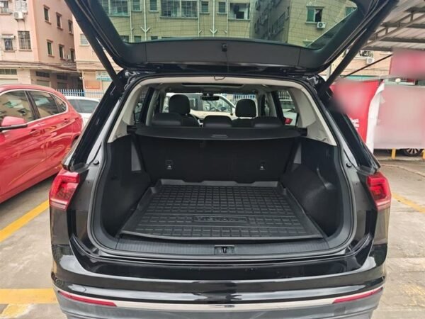 Tiguan L 2017 380TSI Automatic 4WD Luxury Edition - Image 3