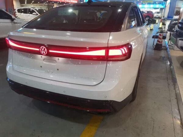 Volkswagen ID.7 VIZZION 2024 model first edition - Image 3