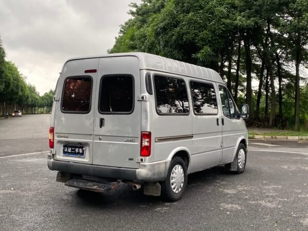 Teshun 2017 2.8T commercial short-axle low-top 6/7/8-seater JX493 - Image 3