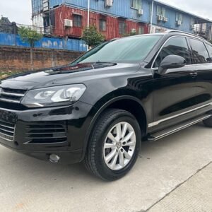 Touareg 2011 3.0TSI high-end model