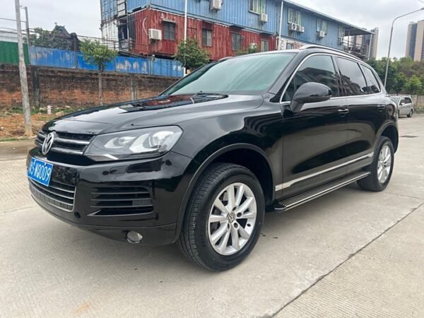 Touareg 2011 3.0TSI high-end model