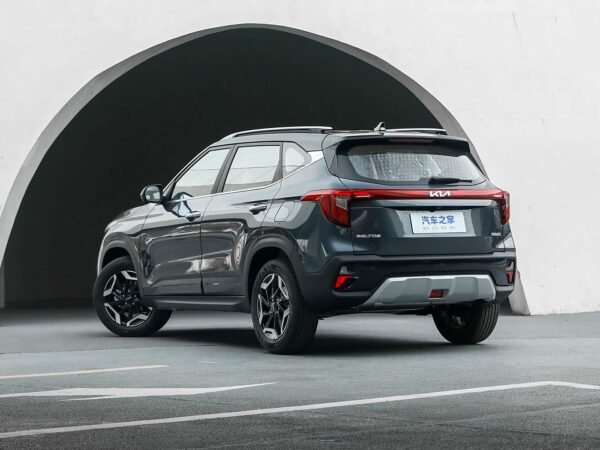 Certus 2023 1.5L CVT Premium Edition - Image 3