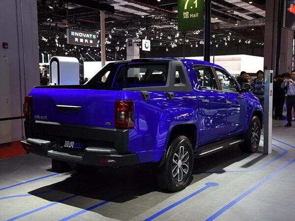 Yuhu EV 2022 4x2 LXJX1032PSEF5BEV - Image 3