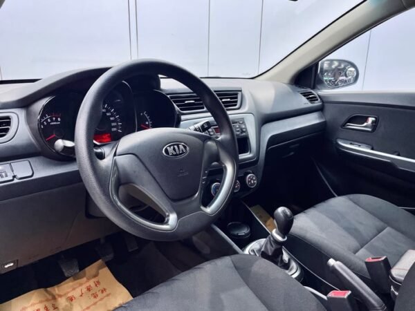 Kia K2 2015 Sedan 1.4L MT GLS - Image 2